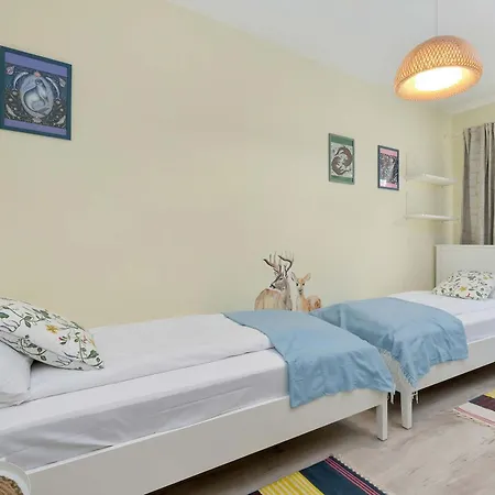 Przestronny Dla 8 Osob W Spokojnej Okolicy By Renters 公寓 *