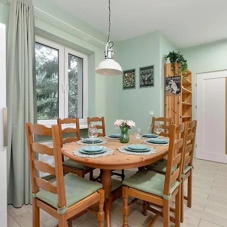 Przestronny Dla 8 Osob W Spokojnej Okolicy By Renters 公寓