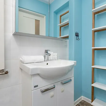 Przestronny Dla 8 Osob W Spokojnej Okolicy By Renters *